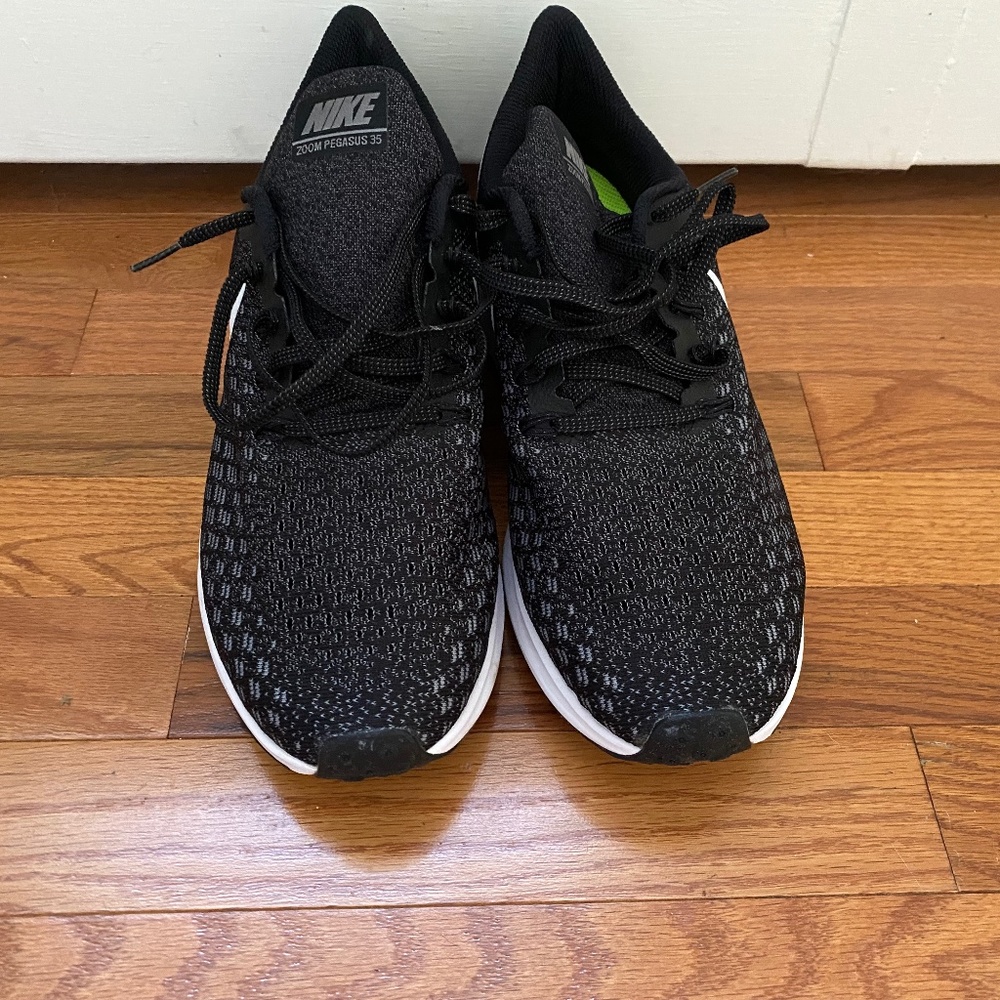 Mens Nike Zoom Pegasus Size 11